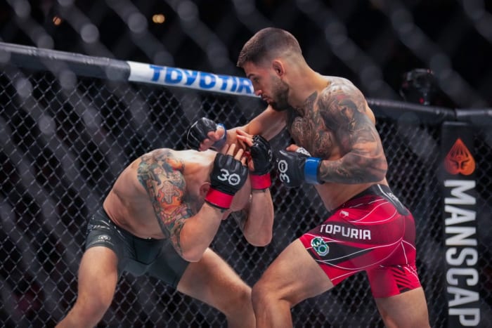 Ilia Topuria UFC 298